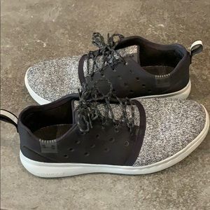 Under Armour Men’s Charged Gym Shoe